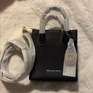 New in Original Packaging Michael Kors Mercer Black Leather Shopper Crossbody